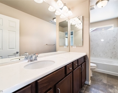 6014 Belvedere Canyon Avenue - Photo Thumbnail 27