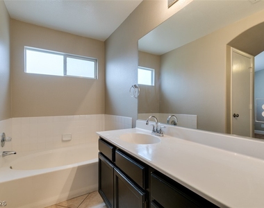 437 Waterwheel Falls Drive - Photo Thumbnail 36