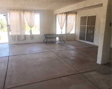 564 Ridgeway Road - Photo Thumbnail 17