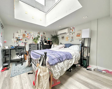 489 Washington Avenue - Photo Thumbnail 4