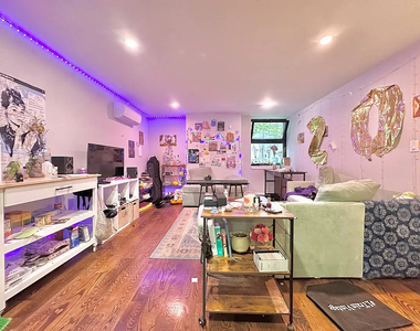 489 Washington Avenue - Photo Thumbnail 1