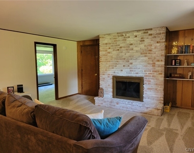6319 Danbury Dr Drive - Photo Thumbnail 5