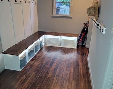 6319 Danbury Dr Drive - Photo Thumbnail 10