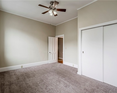 25 College Street - Photo Thumbnail 16