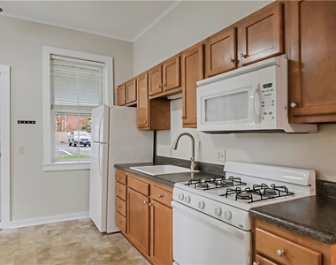 25 College Street - Photo Thumbnail 21