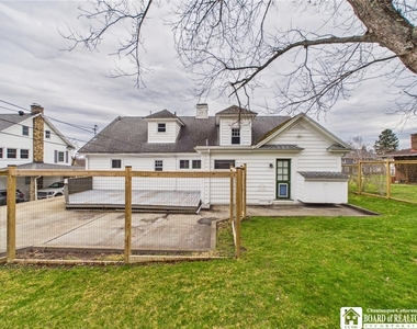 422 York Street - Photo Thumbnail 34