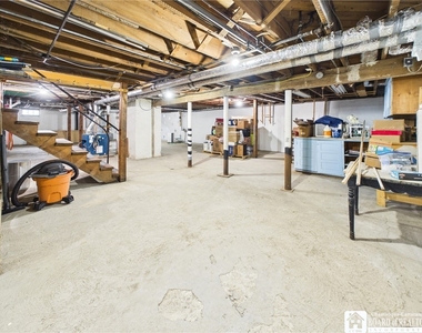422 York Street - Photo Thumbnail 30