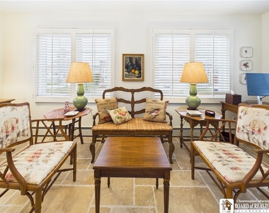 422 York Street - Photo Thumbnail 28