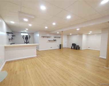 441 Riverwalk Drive - Photo Thumbnail 14