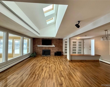 5125 Forest Road - Photo Thumbnail 9