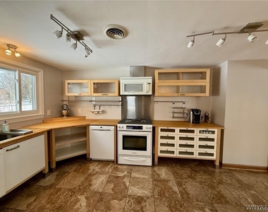 5125 Forest Road - Photo Thumbnail 16