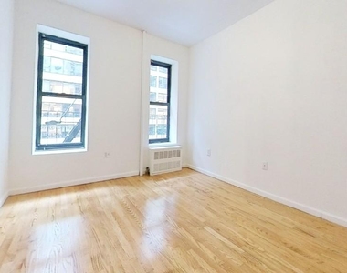 East 70th Street - Photo Thumbnail 1