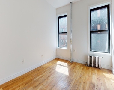 East 91st Street - Photo Thumbnail 10