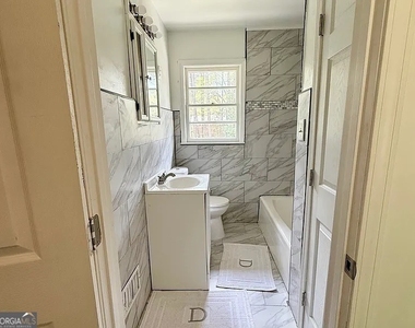 1322 S Hicks Cir Nw, Conyers - Photo Thumbnail 12