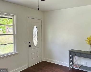 1322 S Hicks Cir Nw, Conyers - Photo Thumbnail 1
