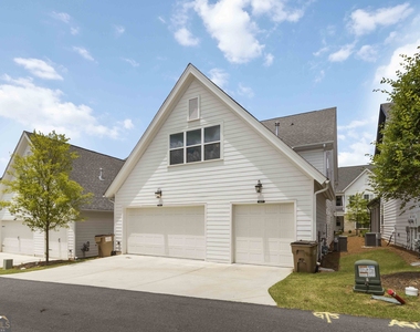 2000 Harvest Pond Circle - Photo Thumbnail 19