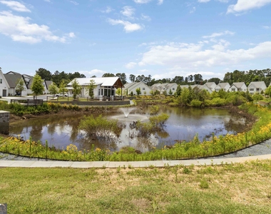 2000 Harvest Pond Circle - Photo Thumbnail 25