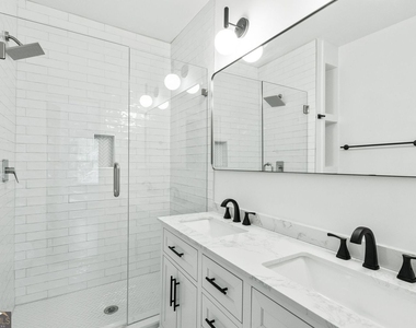 1047 Greencove Avenue Ne - Photo Thumbnail 19
