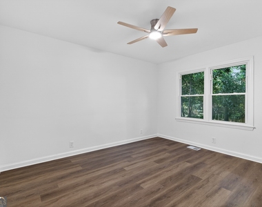 2036 Mcpherson Drive - Photo Thumbnail 16