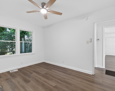 2036 Mcpherson Drive - Photo Thumbnail 9