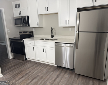 92 Brannan Street - Photo Thumbnail 9