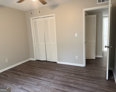 92 Brannan Street - Photo Thumbnail 3