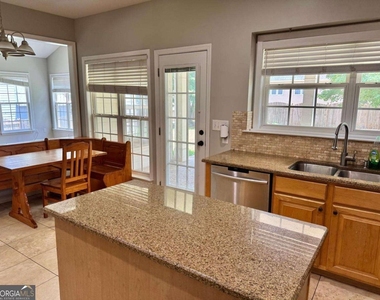230 Albrighton Court - Photo Thumbnail 5