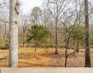 325 Brookstone Drive - Photo Thumbnail 17