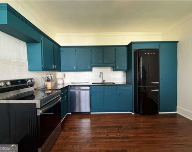5058 Austell Powder Road - Photo Thumbnail 11