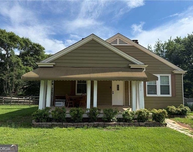 5058 Austell Powder Road - Photo Thumbnail 1
