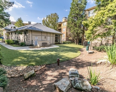 1401 W Paces Ferry Road Nw - Photo Thumbnail 20