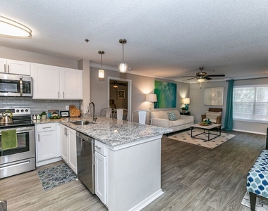 1401 W Paces Ferry Road Nw - Photo Thumbnail 4
