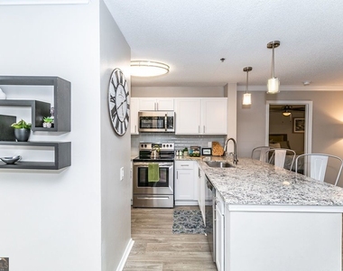 1401 W Paces Ferry Road Nw - Photo Thumbnail 1