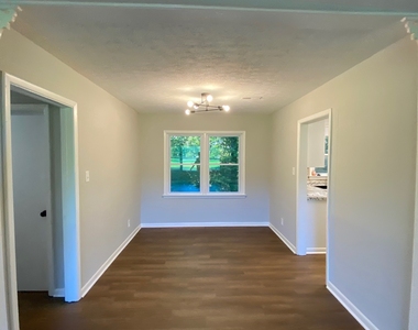 1367 Stripling Chapel Road - Photo Thumbnail 14