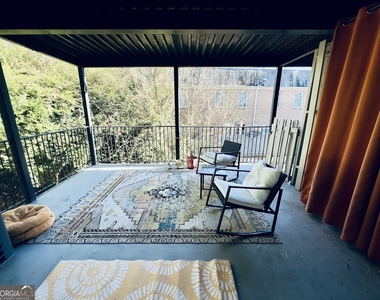 275 Winding River Road - Photo Thumbnail 16