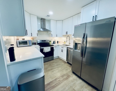 275 Winding River Road - Photo Thumbnail 13