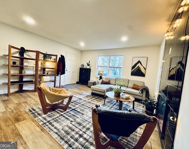 275 Winding River Road - Photo Thumbnail 5