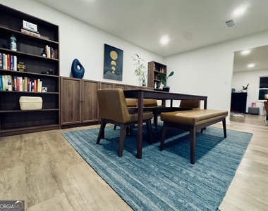 275 Winding River Road - Photo Thumbnail 8