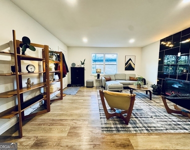 275 Winding River Road - Photo Thumbnail 6