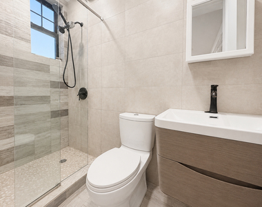 304 Linden Street - Photo Thumbnail 9