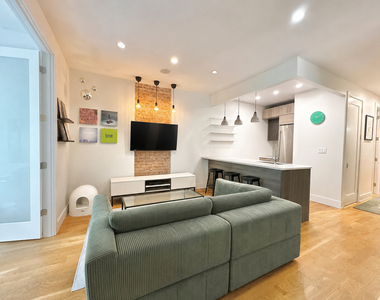 306 Linden Street - Photo Thumbnail 1