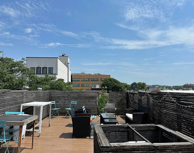 306 Linden Street - Photo Thumbnail 11