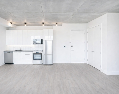 815 Flatbush Avenue - Photo Thumbnail 4