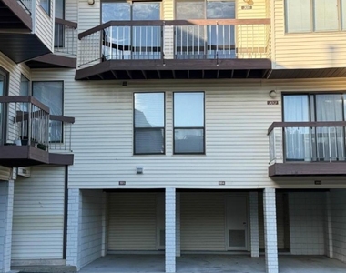 3015 Revere Ct - Photo Thumbnail 1