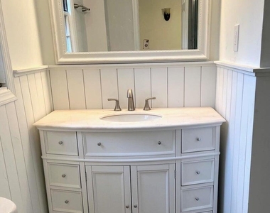 1608 Bay Avenue - Photo Thumbnail 7