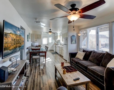 2210 Central Avenue - Photo Thumbnail 5