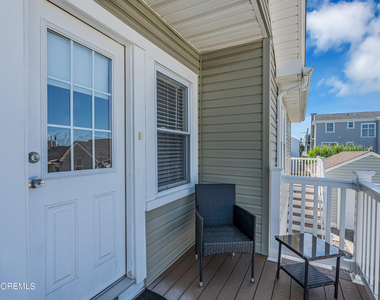 10 Pershing Avenue - Photo Thumbnail 13