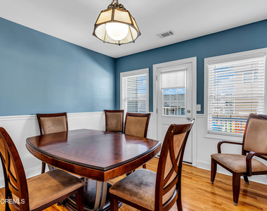 10 Pershing Avenue - Photo Thumbnail 3