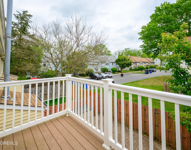 7 Heritage Terrace - Photo Thumbnail 30