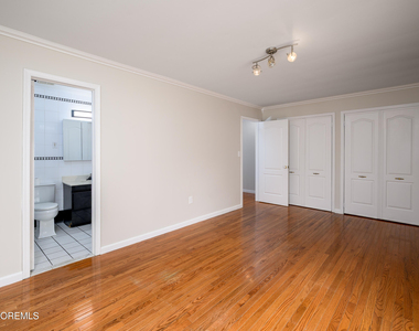 7 Heritage Terrace - Photo Thumbnail 20